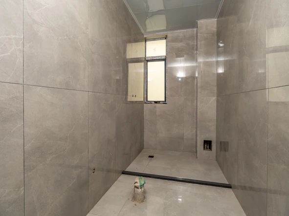 4 Bedroom Garden Flat