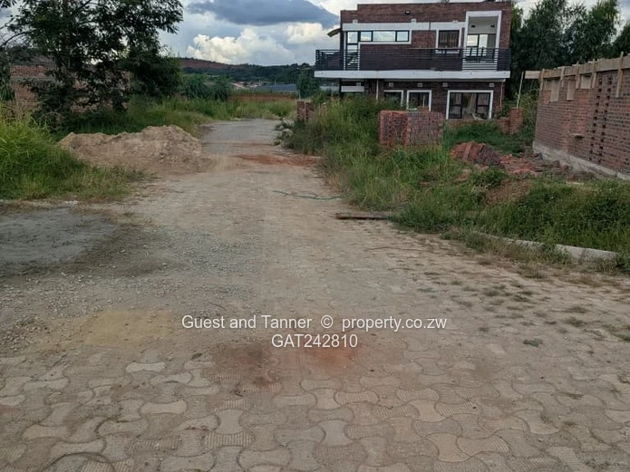Stands for sale in Cold Comfort Pleasant Valley Gated Community