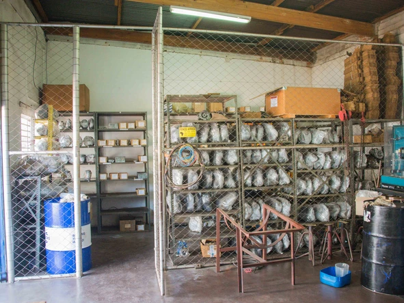 Warehouse & Factory