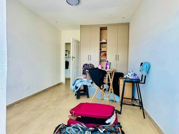 4 Bedroom Garden Flat