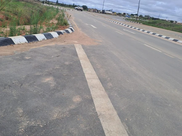 Commercial & Industrial Land