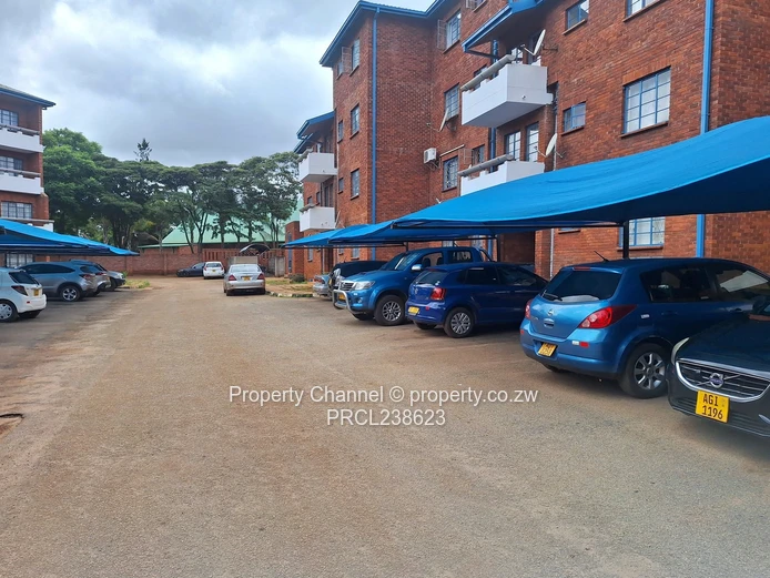 Old Marlborough cozy duplex just off Harare Drive.