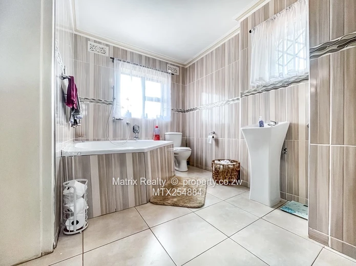 4 Bed Family Home for Sale in Westgate Area D