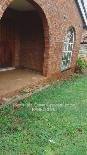 Charming 2-Bed Brick Cottage in Westgate - Borehole