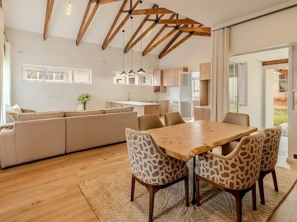 6 Unit Townhouse Complex