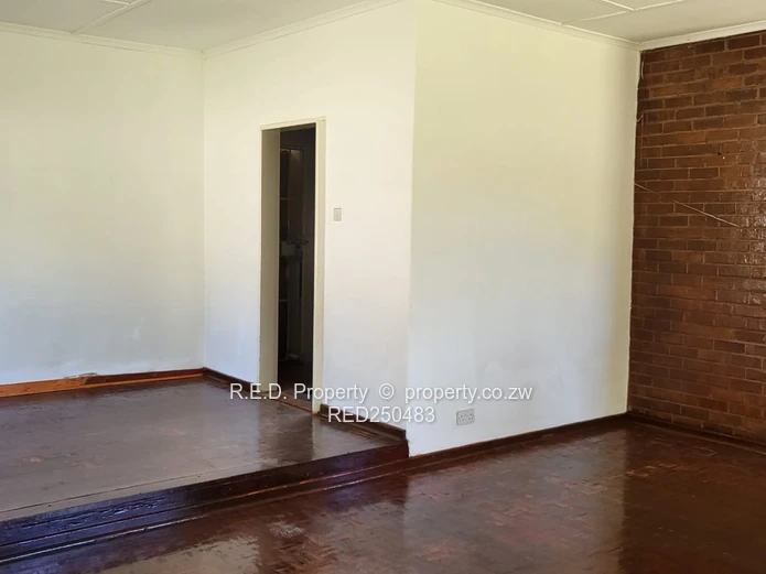 House To Let In Parklands!