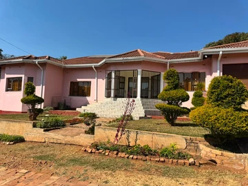 5 Bedroom House