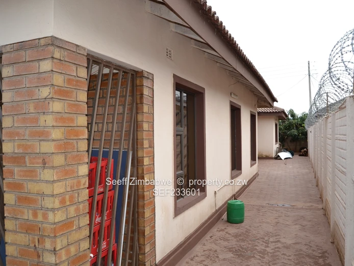 Stunning 4 - Bedroom Home In New Marimba (Sole Mandate)