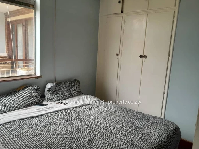 Spacious 3-BR Flat for Sale at Chelmscote Mansion, Bainnes Avenue – Prime Location with Borehole