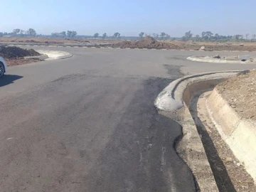 Stands & Residential Land