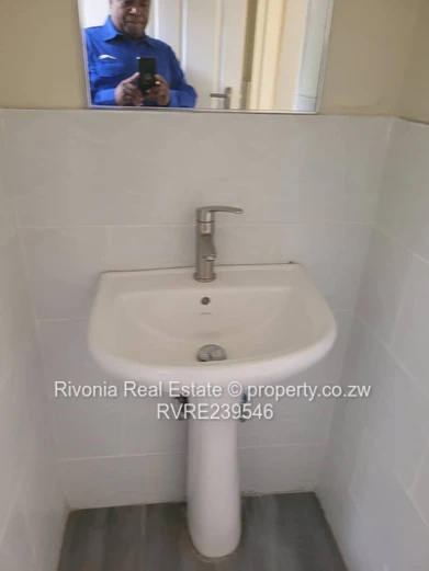 Borrowdale Carrick creagh   Villa on 500sqm 350k