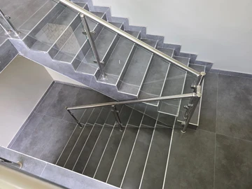 3 Bedroom Flat & Apartment