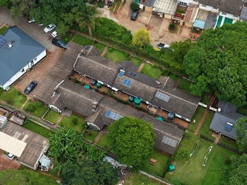 3 Bedroom Flat & Apartment