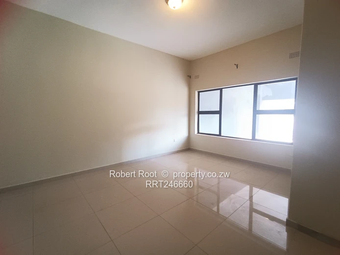 3 bed cluster home in Greystone Park