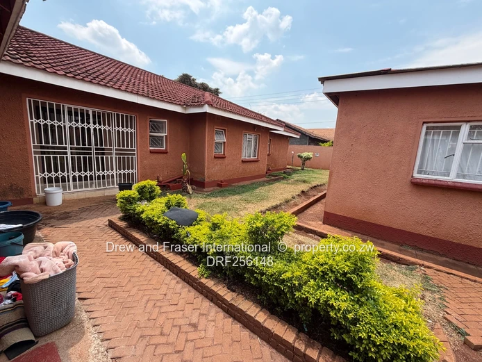 WestgateArea D 4-Bed Home: Gated, Borehole $220k