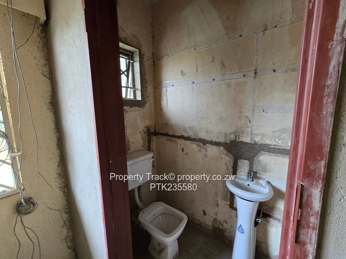 Stone throw away from cnr airport rd and st patricks