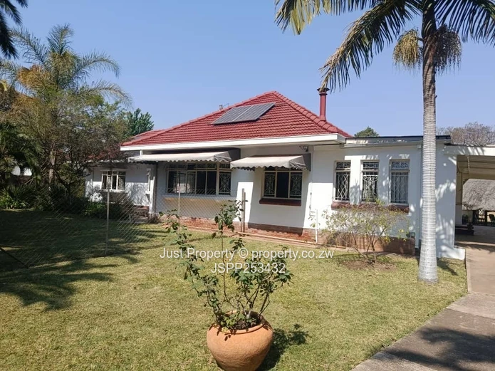 Commercial Property in Milton