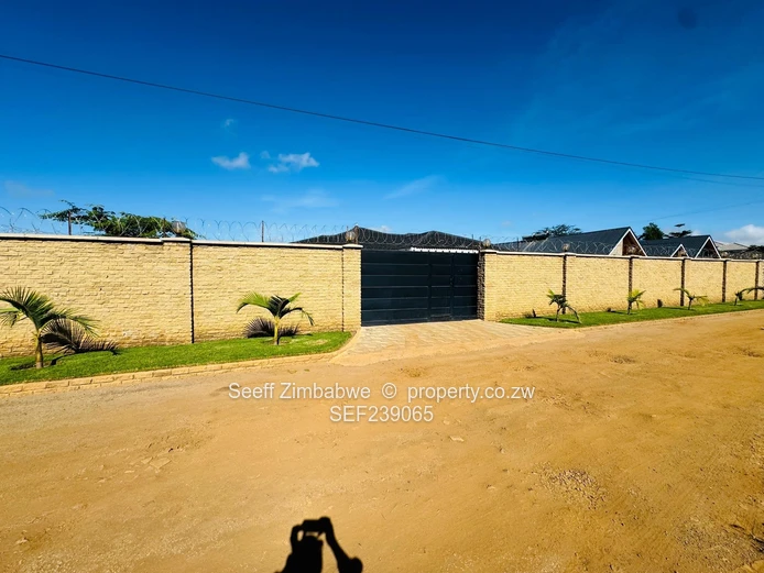 Elegant 5bed home for sale in Sandton Park