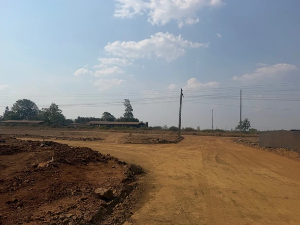Commercial & Industrial Land