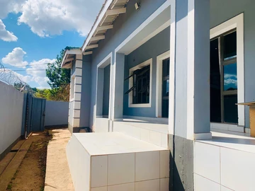 7 Bedroom Flat & Apartment