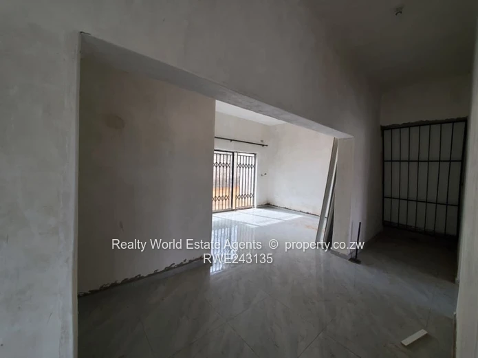 To Rent: Modern Cluster Home in Chipukutu, Ruwa