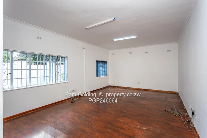 Commercial Property For Rent in Avondale