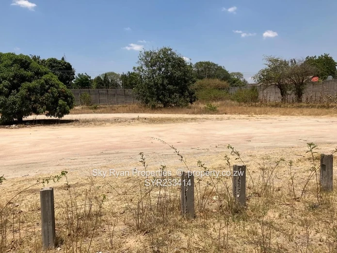 Hatfield Land To Let