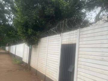 2 Bedroom Flat & Apartment