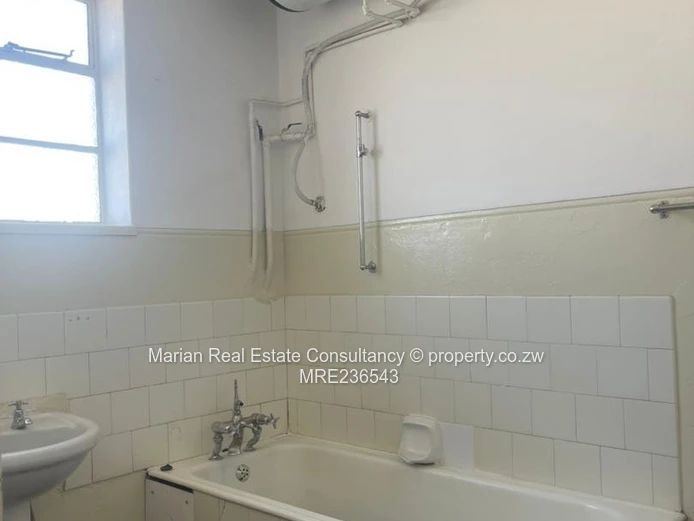 2 Bedroom Flat, CBD For Rent