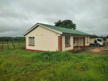 Farm & Agricultural Land