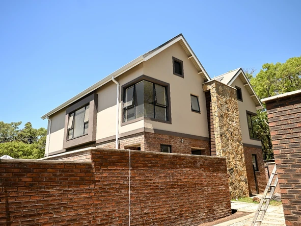 3 Bedroom Garden Flat