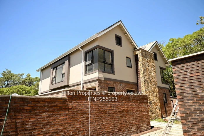 Modern Garden Flat in Greendale — 3 Beds, Pool & Borehole
