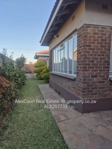Immaculately Built House In Westgate!!