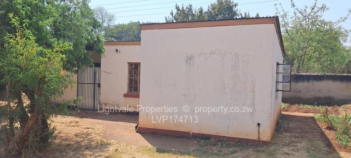 House for sale in Eastlea 