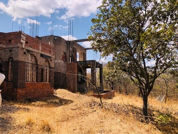 Hotel & Lodge