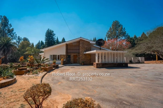 4 bed family home in Glen Lorne