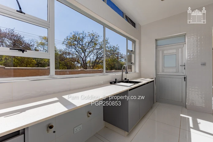 Neatly Built 3-Bedroom Townhouse