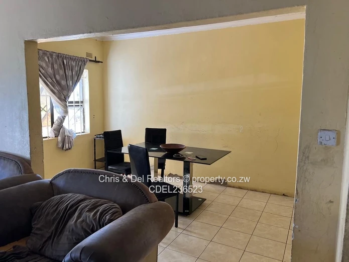 Zengeza 4 - Chitungwiza house for sale