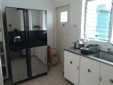 2 Bedroom Flat & Apartment