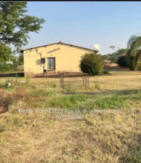 Residential stand for sale in Orange Groove, Chinhoyi
