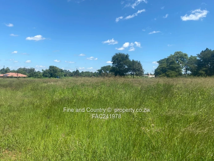 Matsheumhlope Townhouse Stands for Sale