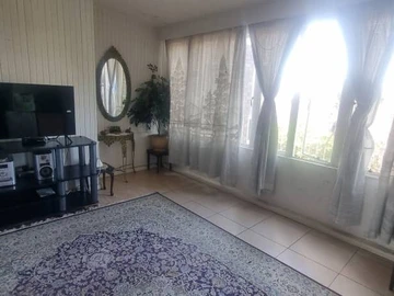 3 Bedroom Flat & Apartment