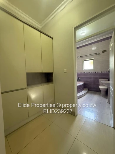 Greystone Park 3 bedroomed townhouse rent (Sole Mandate)