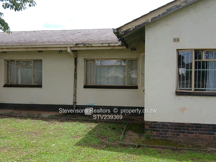 Mabelreign 3-Bed Home, Borehole & 1096m² Garden