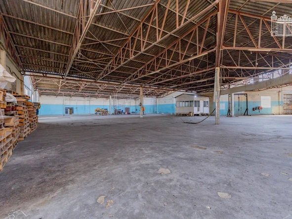 Warehouse & Factory