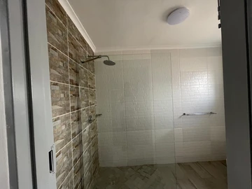 6 Unit Townhouse Complex