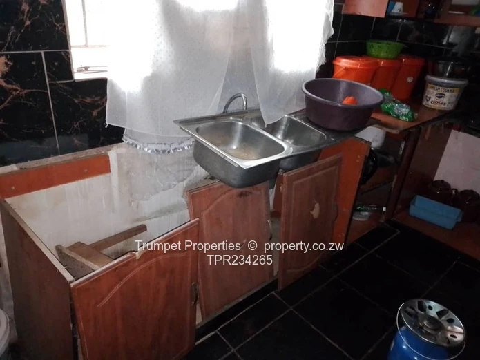 5-Bed Family Home in Budiriro — Walled with Verandah (Sole Mandate)