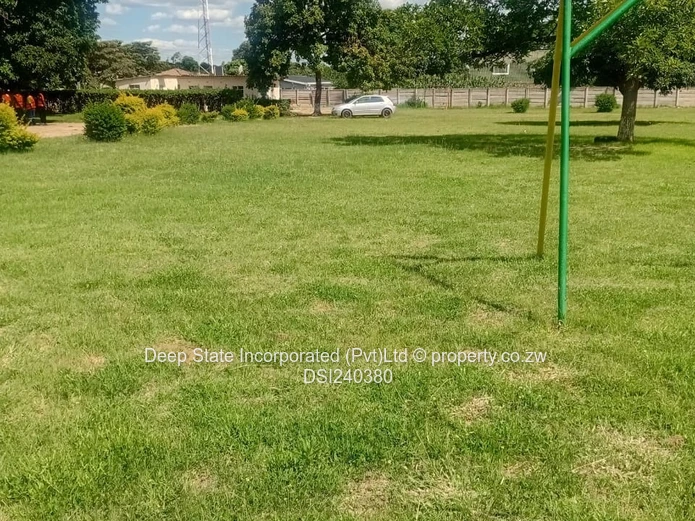 Hatfield house for sale (off airport road)