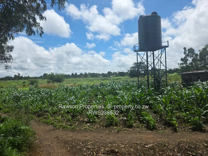 Gletwyn Stand Title Deeds Close to Enterprise!