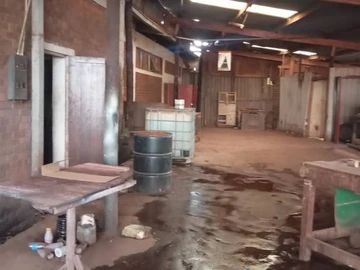 Warehouse & Factory